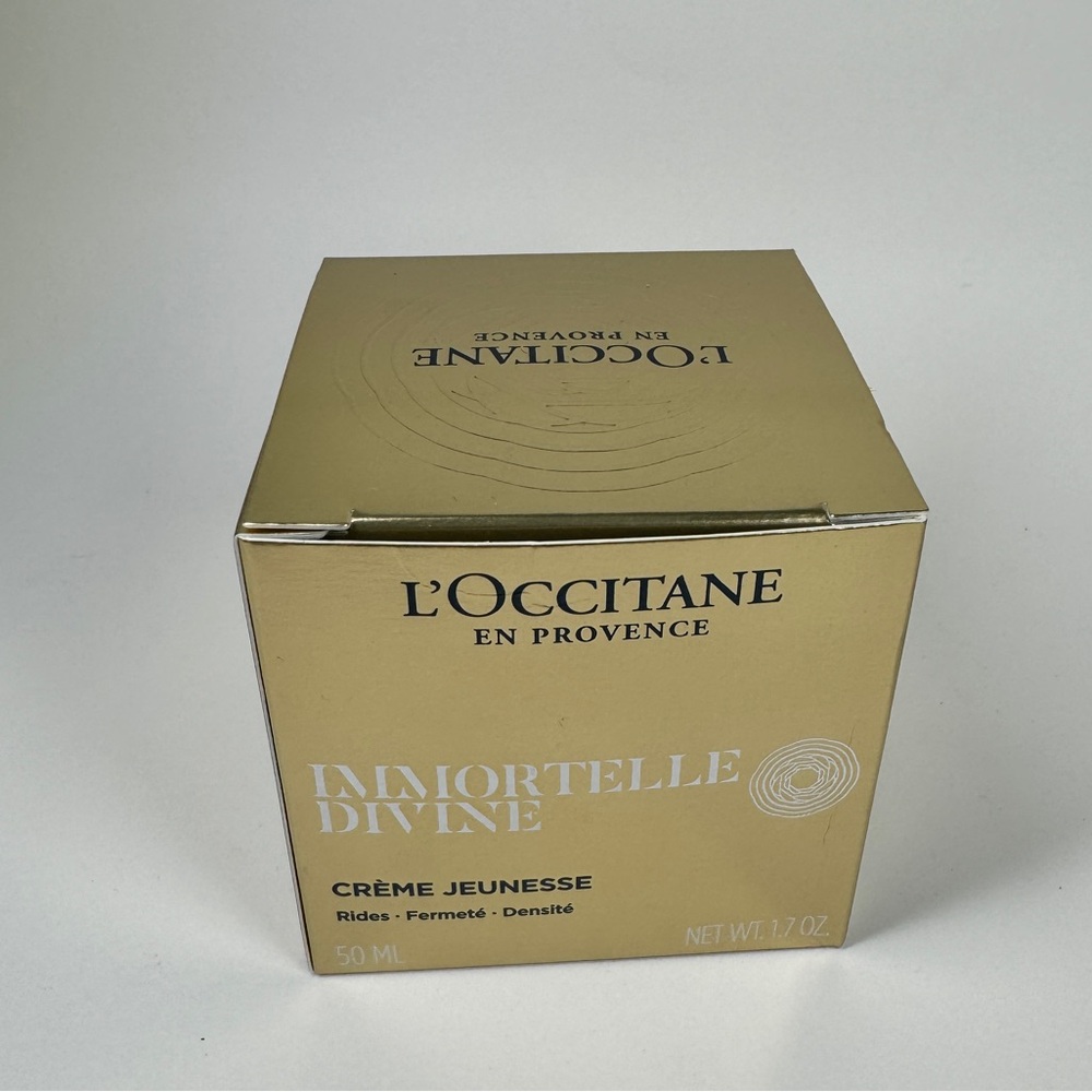 L'OCCITANE
EN PROVENCE
DIRETELLE
YOUTH CREAM
Wrinkles - Firmness - Density